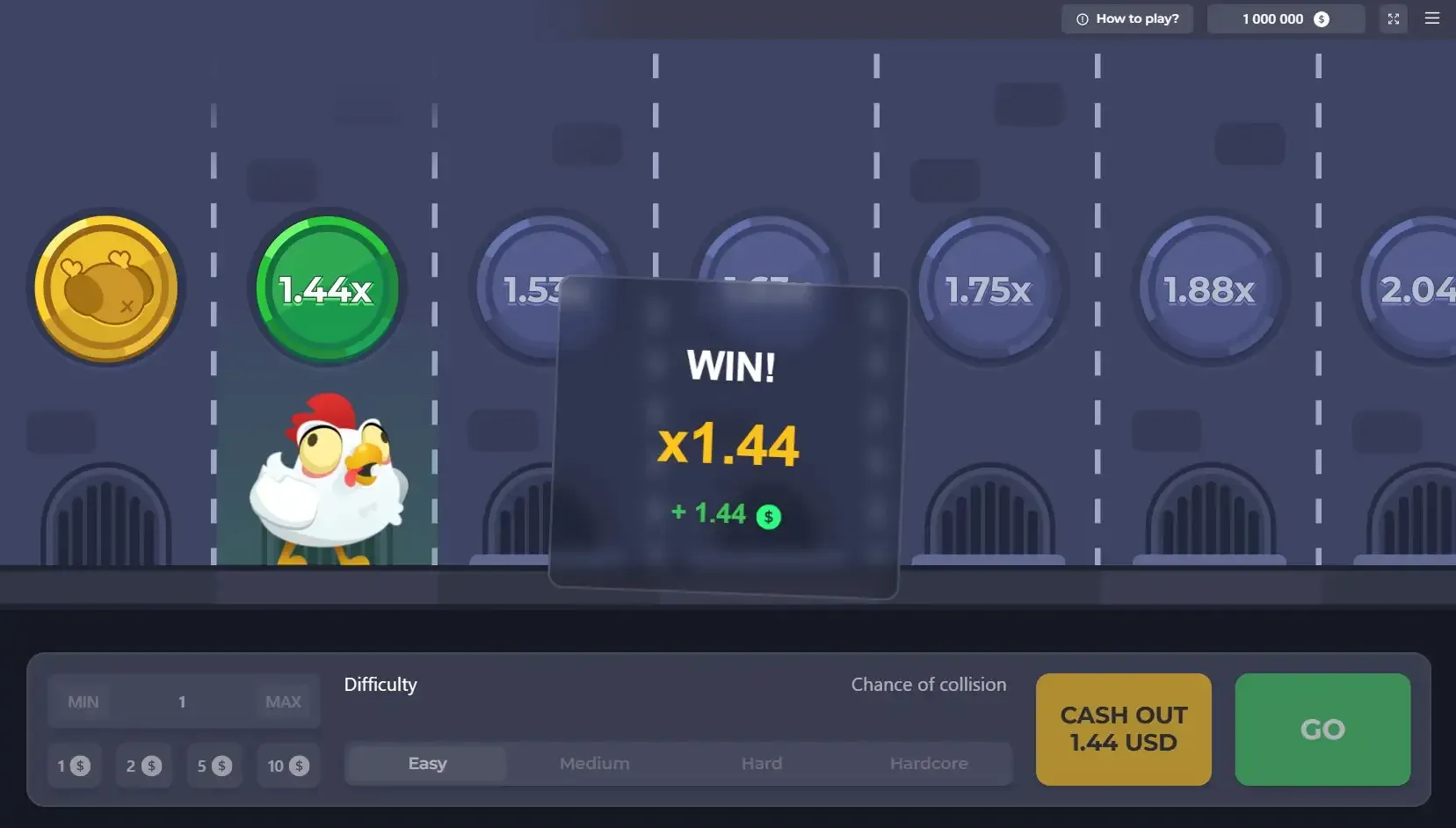 Chicken Road ekran görüntüsü - Zor seviyede yaklaşan araç trafiği